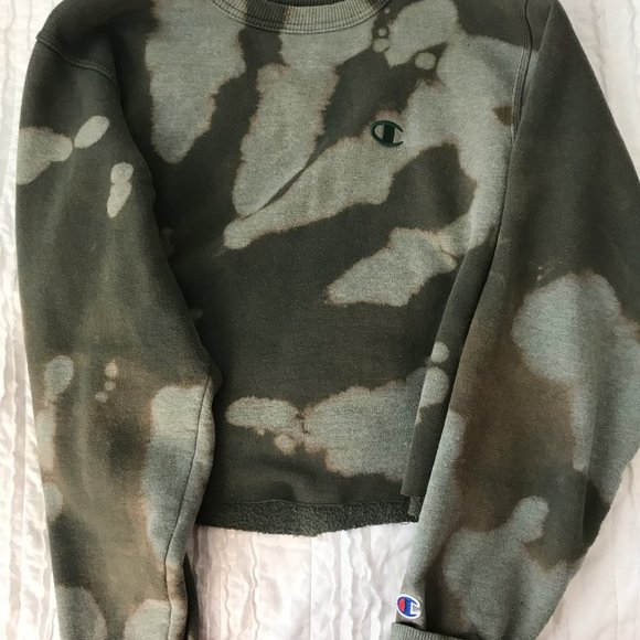 Tie Dye Champion Cropped Sweatshirt - Picture 3 of 4